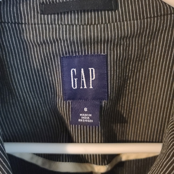 Blazer - Picture 2 of 3